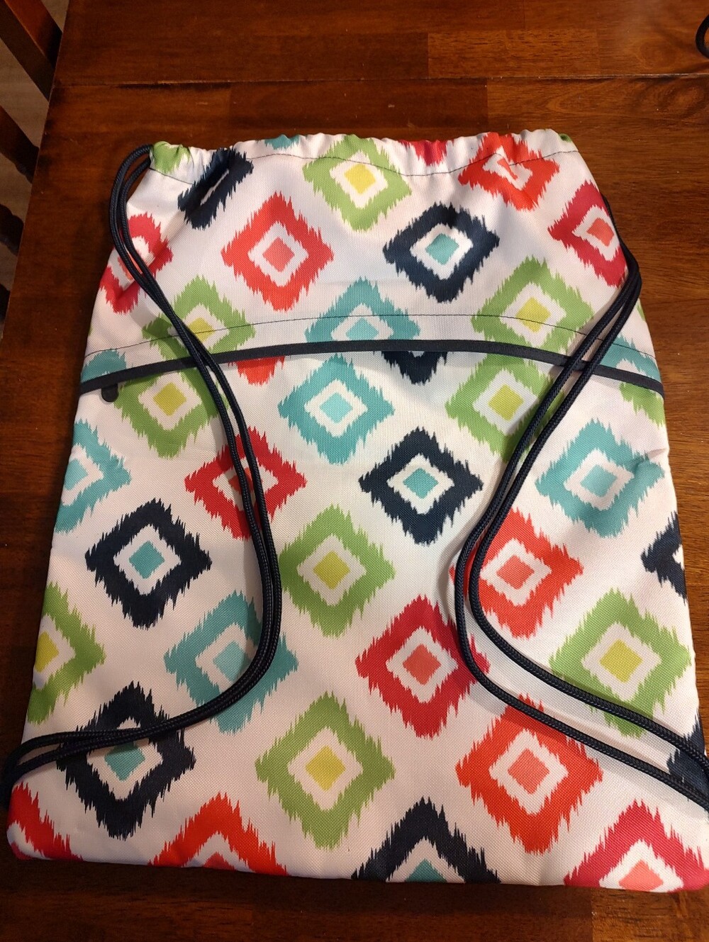 thirty-one White Drawstring Backpack with Red, Teal, Lime & Navy Diamond Print